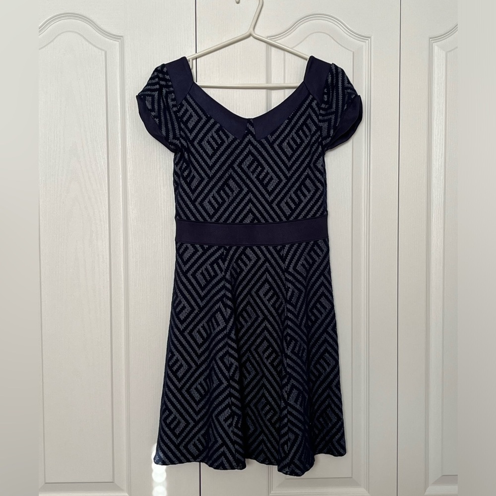 🇨🇦 Annie 50 knit geometric print navy blue dress size xs